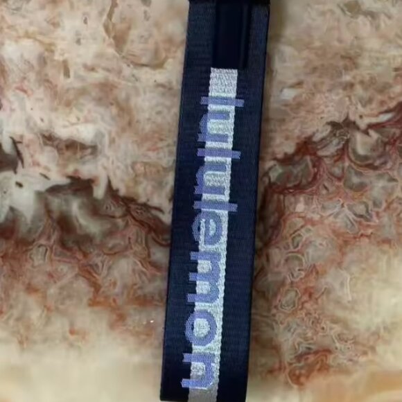 lululemon Never Lost Key Chain New With Tags - Picture 3 of 4
